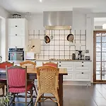 Sweethome 2*