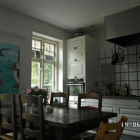 住宿加早餐酒店 Sweethome 2*