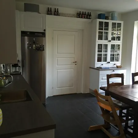 住宿加早餐酒店 Sweethome 埃斯比约